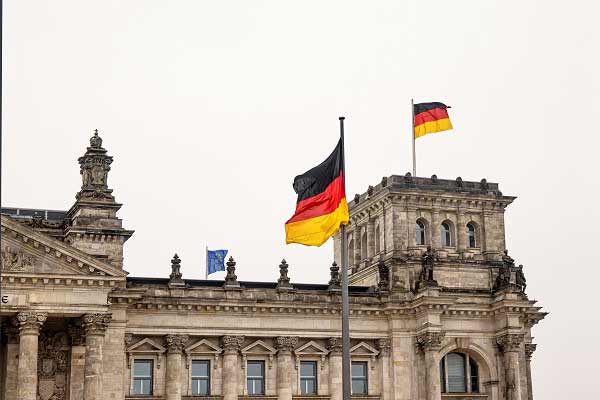 Millionaire dating in Germany